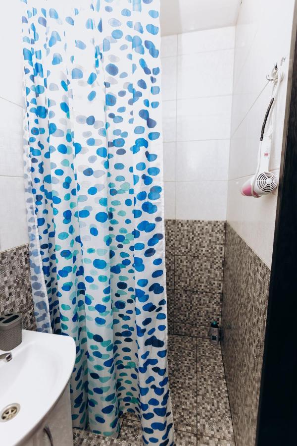 Затишні Apartments Ivano-Frankivsk Ngoại thất bức ảnh